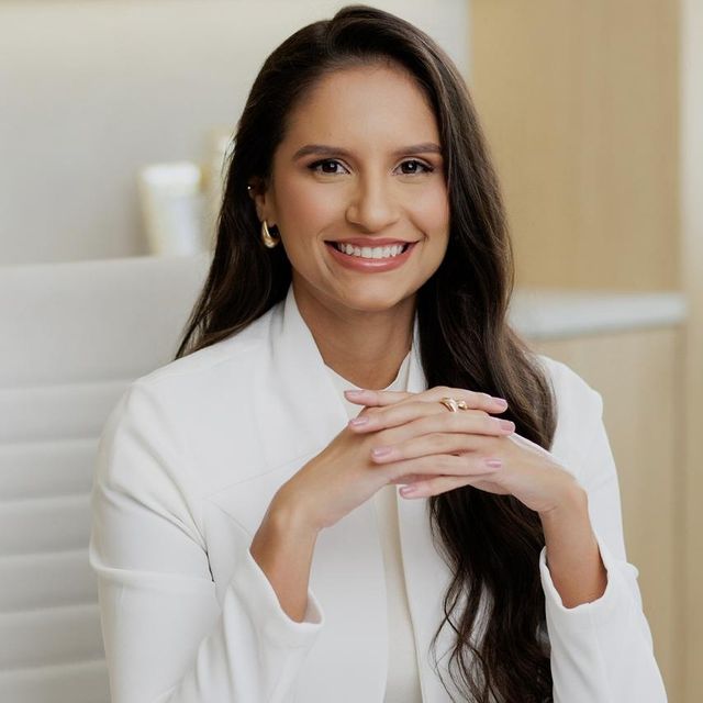 Marilia Camargo Dias, Ginecologista Palmas