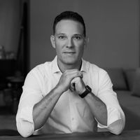 Raphael Lahr Vasconcellos Sampaio