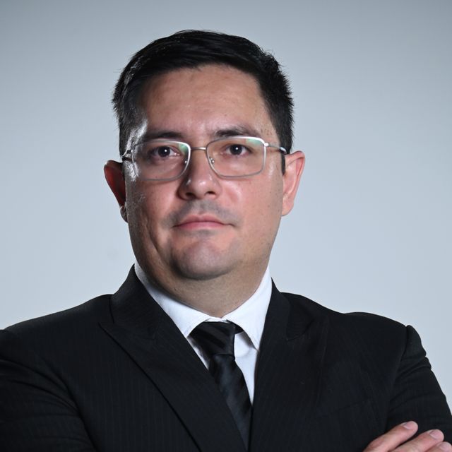 Andrés Menacho Abularach, Urologista São José do Rio Preto