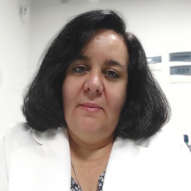 Carla  Lozada Lozada, Ginecólogo Miraflores