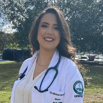 Mariana Pacchioni, Generalista Botucatu