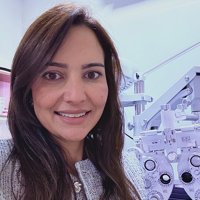 Renata Prado, Oftalmologista Campinas