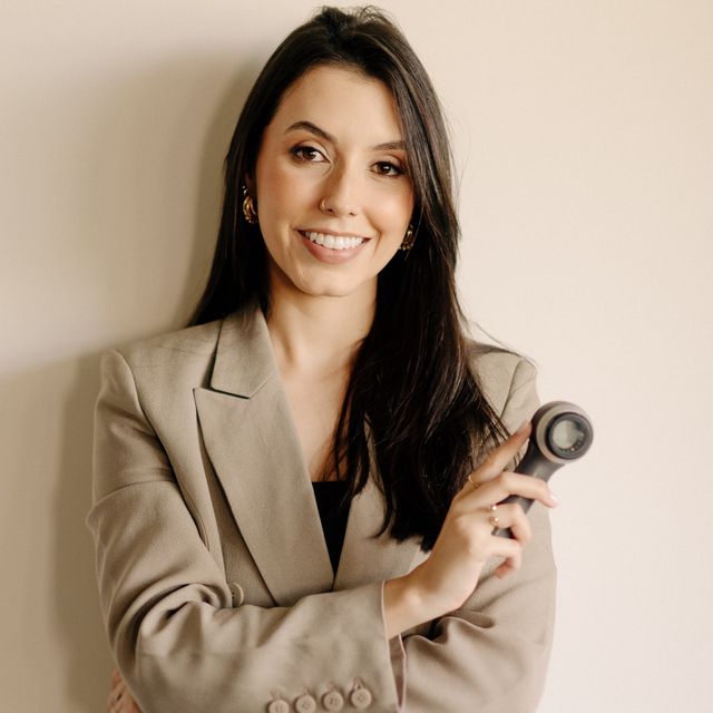 Isadora Pimenta Magalhães, Dermatologista Belo Horizonte