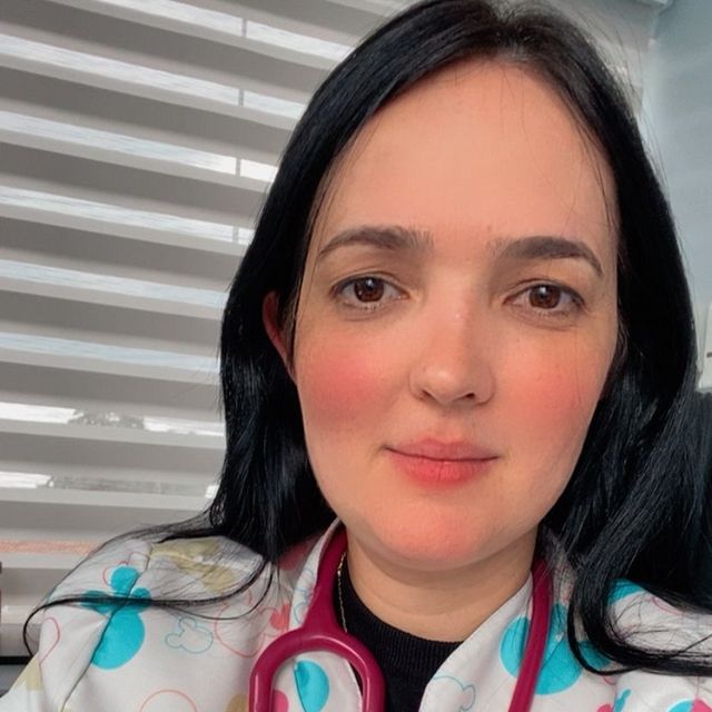 Georgiane Guimarães, Pediatra Curitiba