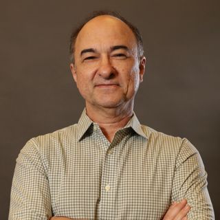 Ampliar imagem: Claudio Lerer, Dermatologista Brasília
