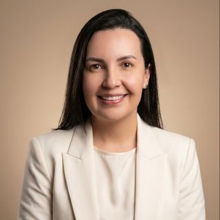 Dra. Luciana Gomes Corrêa Nóbrega