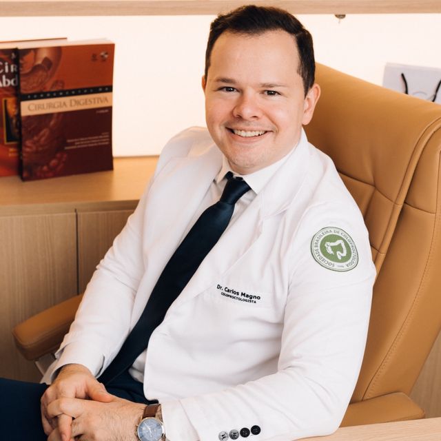 Carlos Magno, Coloproctologista Fortaleza