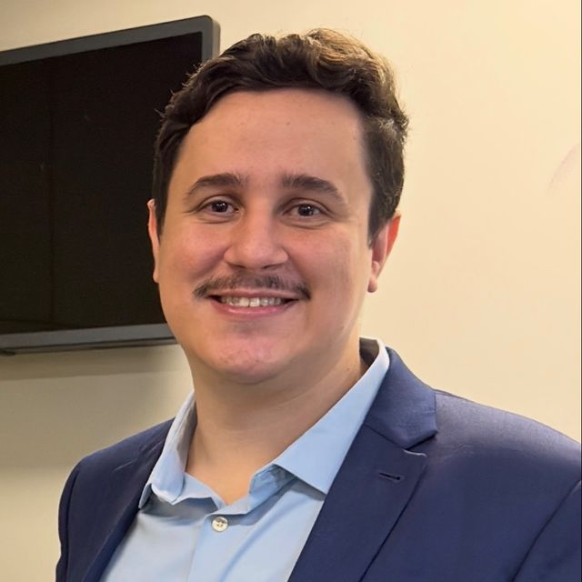 Thiago Menegardo Miranda, Ortopedista - Traumatologista Rio de Janeiro