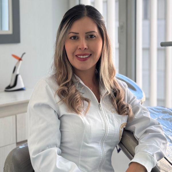 Diana Lanziano, Odontólogo Bogotá