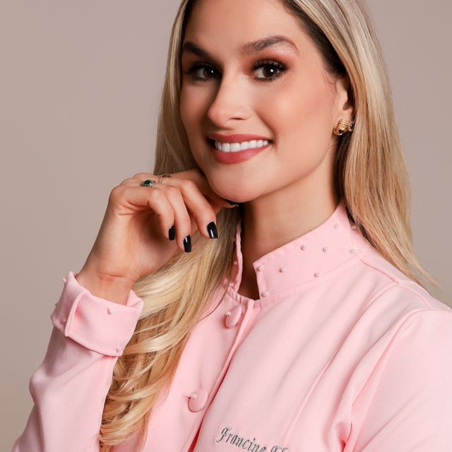 Dra Francine Flores Klein, Nutricionista Porto Alegre