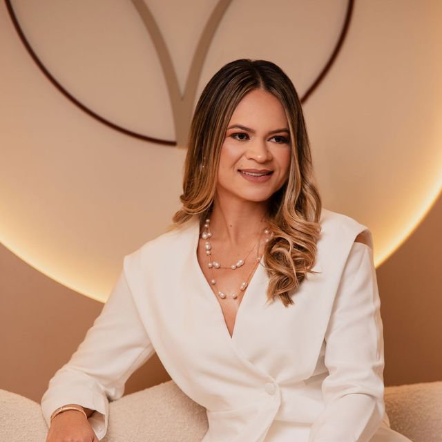 Elaine Angelo, Ginecologista Aracaju