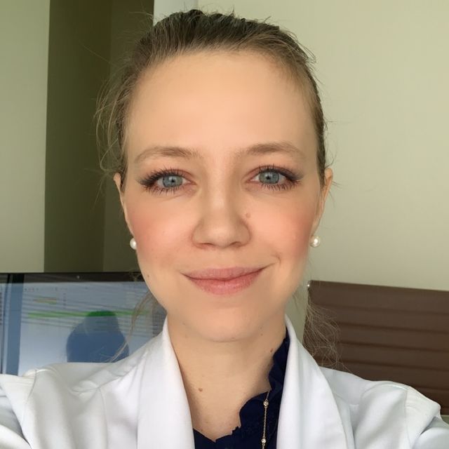 Natália  Castellen, Dermatologista Curitiba