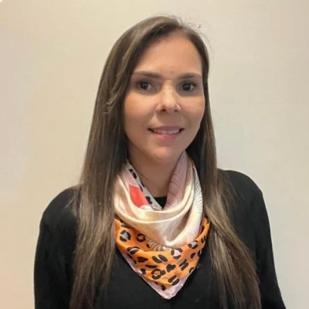 Nicole Oliva, Psicólogo Temuco