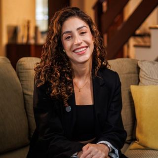 Natalia Farah Flores, Ginecologista Sorocaba