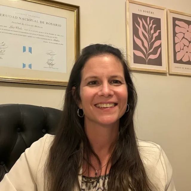 Luz Viale, Ginecólogo Rosario