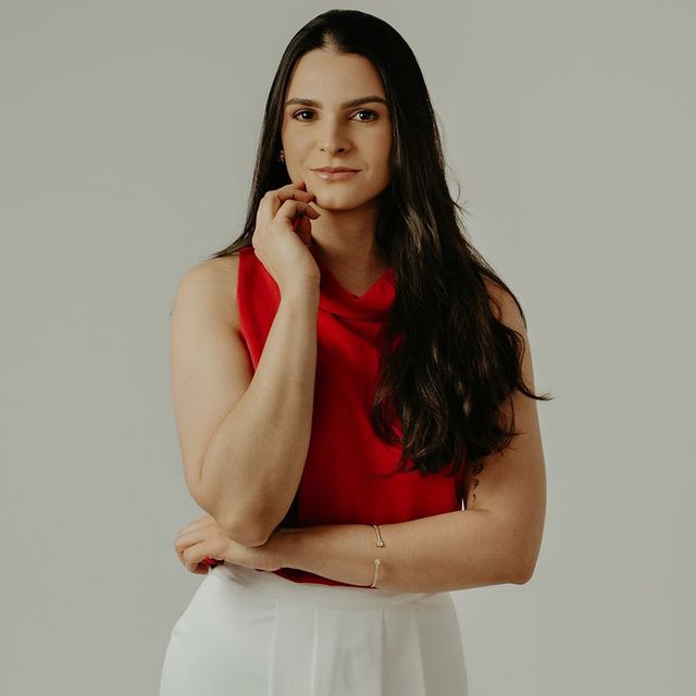 Letícia  Dias Camargo, Psiquiatra Adamantina