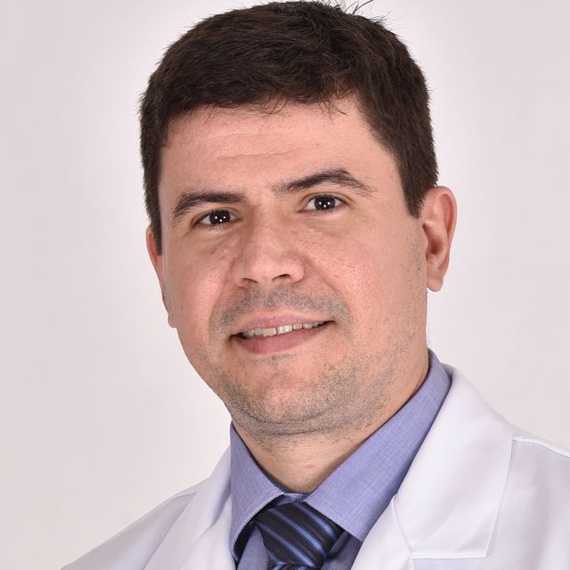 Júlio César Sá S. Lima, Cirurgião de cabeça e pescoço São Luís