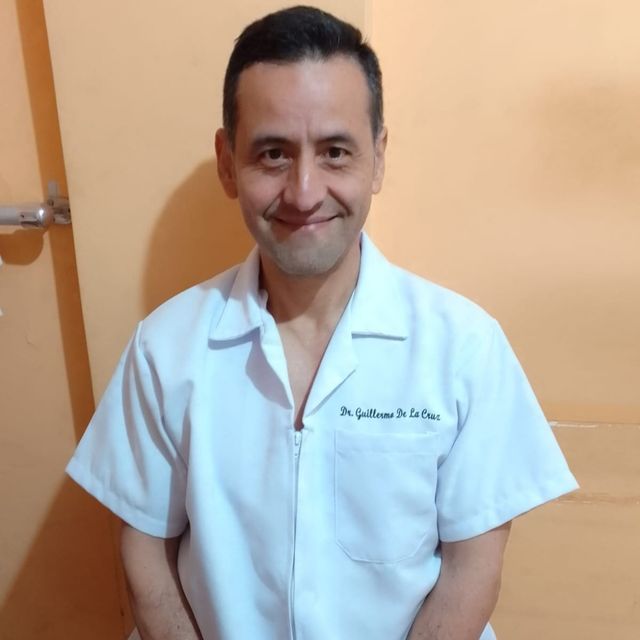 Guillermo Alfredo De La Cruz Pacheco, Ginecólogo Los Olivos