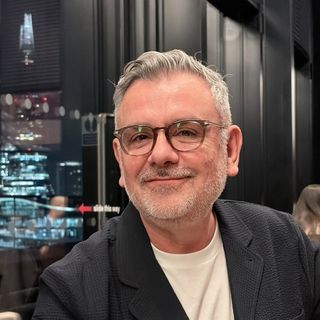 Dr. Peter McColl Calvo