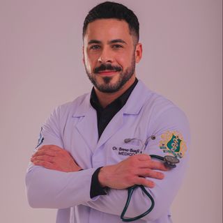 Ampliar imagem: Breno Bonfim, Médico clínico geral João Pessoa