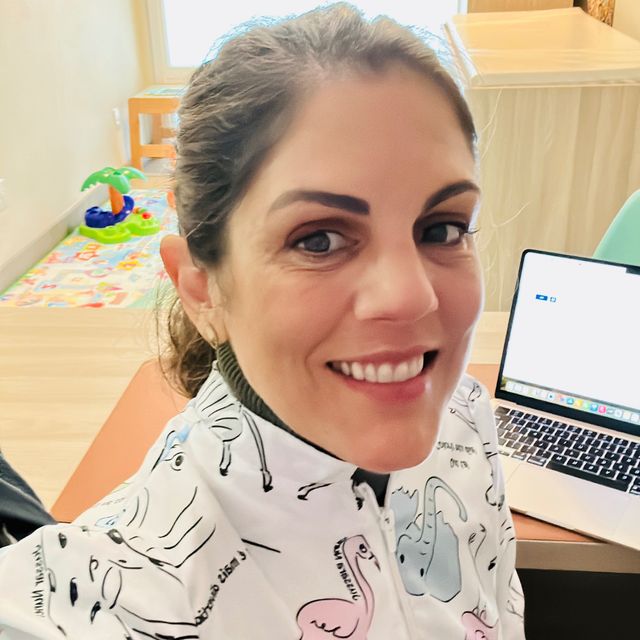 Luiza  Vieira da Silva Magalhães , Neurologista pediátrico Pelotas