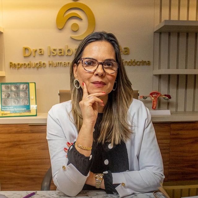 Isabel Leal Azevedo Correa, Ginecologista Rio de Janeiro
