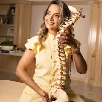 Priscila Chinato, Quiropraxista Curitiba