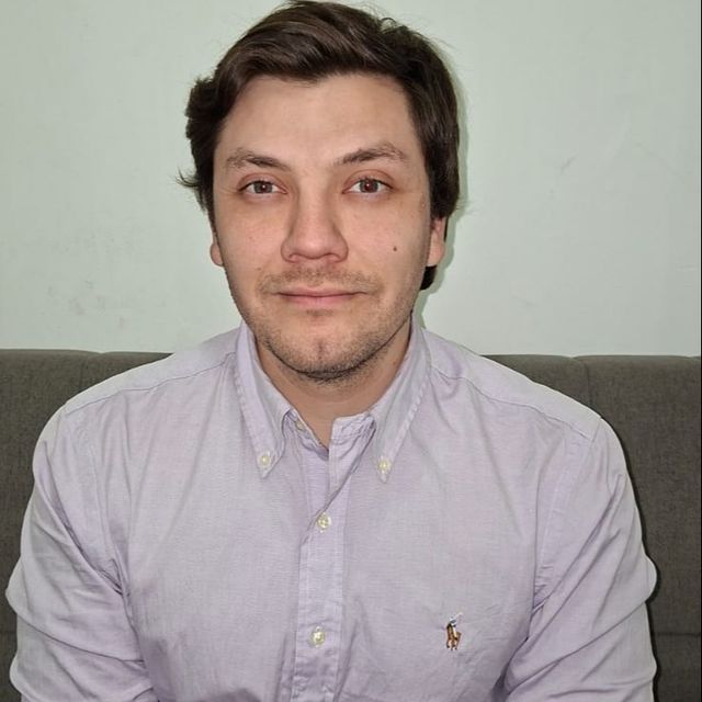 Cristóbal Morales Oyarzún, Psicólogo Providencia