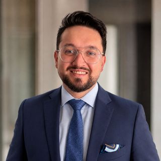Dr. Fabian Andres Salgado Zamora