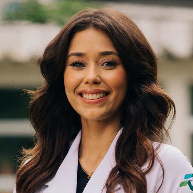Caroline Tomas, Gastroenterologista São Paulo