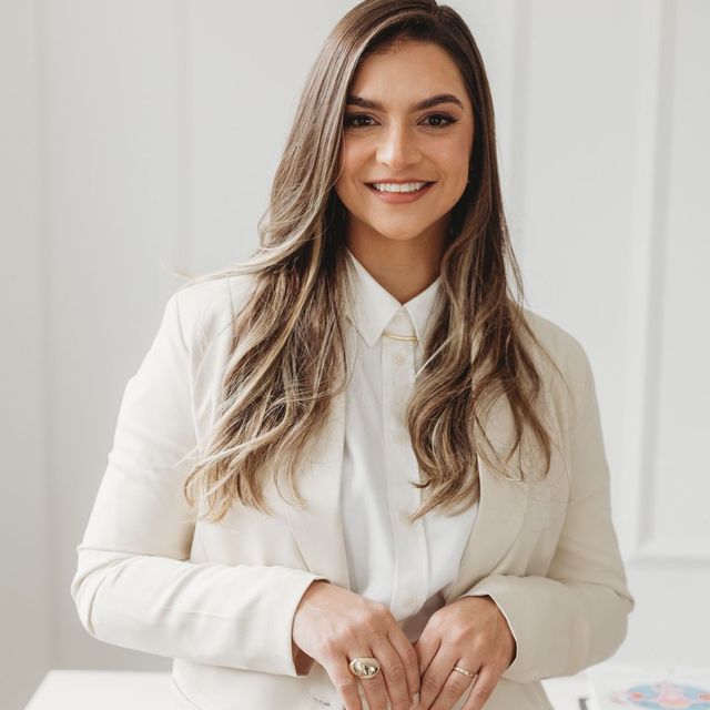 Laís Nani, Ginecologista Petrópolis