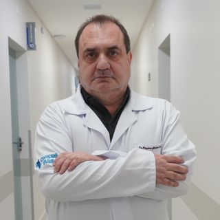 Ampliar imagem: Rogerio Ghedin Servidei, Cirurgião plástico Caraguatatuba