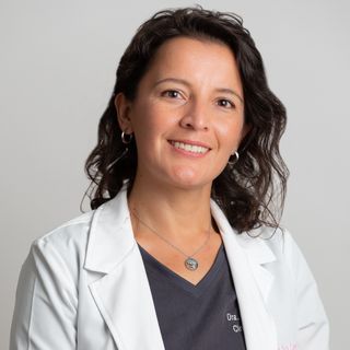 Dra. Sara Caviedes