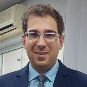 Matheus Sihnel, Geriatra Goiânia