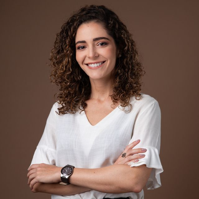 Luísa Fares, Coloproctologista Rio de Janeiro