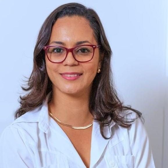 Adriana  Dias Brito , Psicólogo Salvador