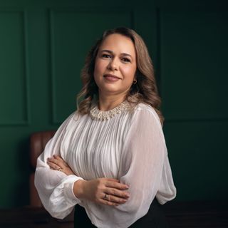Dra. Sara Pantaleão