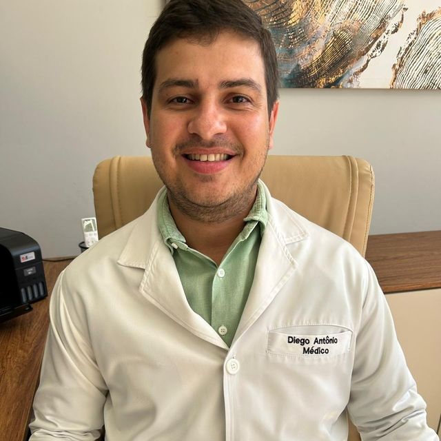 Diego Antonio Moraes E Silva, Ortopedista - Traumatologista Brasília