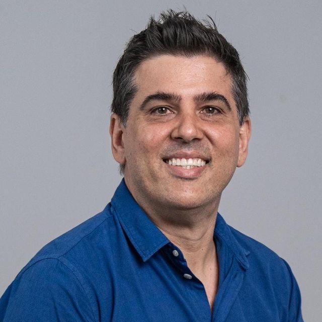 Emerson Mocchetti Rossato, Dentista São Paulo