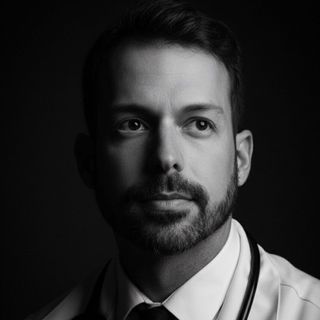 Dr. Arthur Lennon Rubião