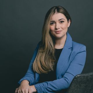 Dra. Carla Moisés