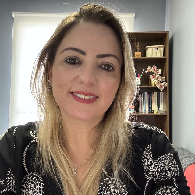 Caroline Teixeira Naconesky, Psicólogo Cotia