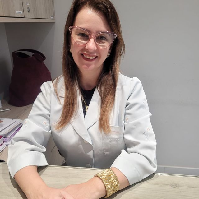 Cristiane Barboza Da Silva, Ginecologista Rio de Janeiro
