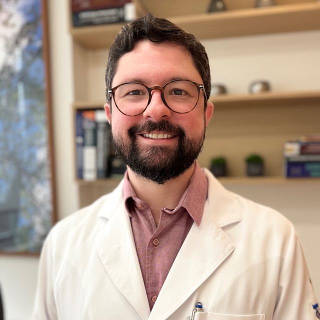 Victor Augusto Camarinha de Castro Lima, Infectologista Salvador