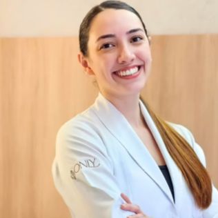 Bruna  dos Santos Biggi, Terapeuta complementar Curitiba