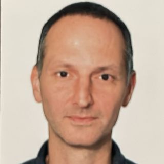 Ampliar imagem: Cícero Ricardo Volpatto Conte, Dentista Curitiba