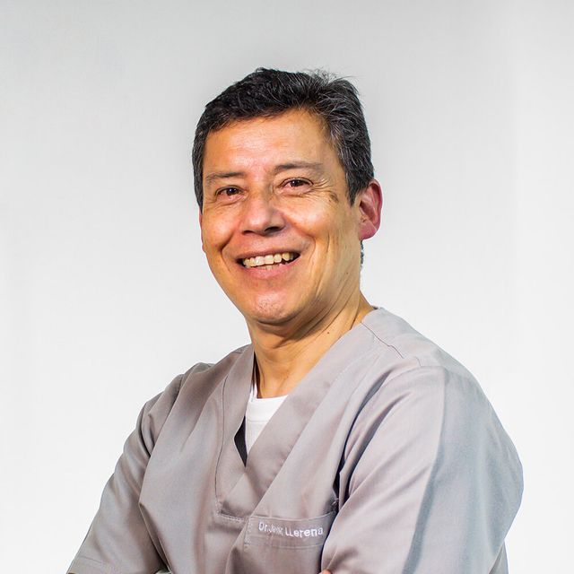 Javier  Llerena, Medico alternativo Bogotá