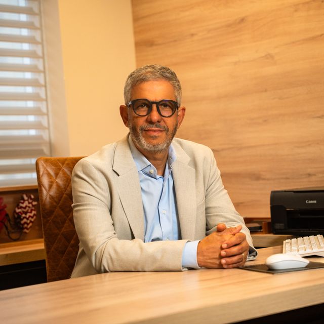 Flavio Passos Barbosa , Cardiologista Goiânia
