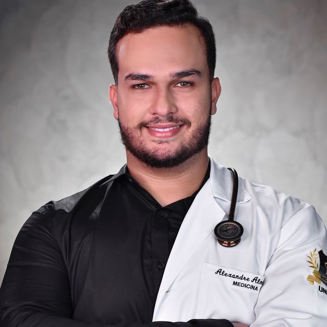 Alexandre  Almeida Souza, Médico clínico geral Ipirá