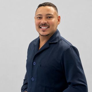 Iago  Verneck de Oliveira, Dentista Rio de Janeiro